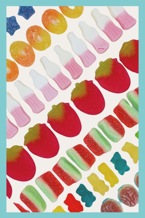 Create your own pick and mix sweets bag. Hippos Sweets UK